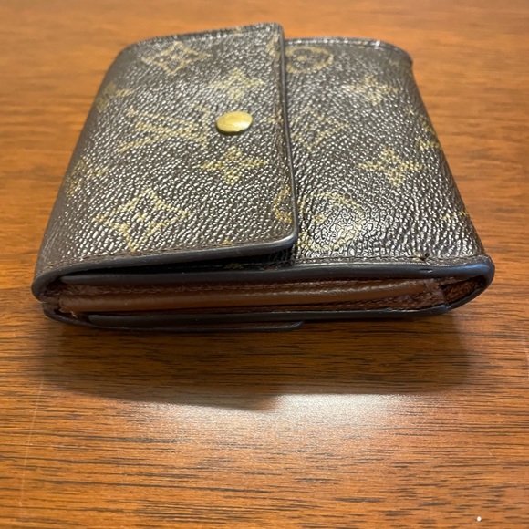Clearance!  Authentic Louise Vuitton Wallet TH0976 - Picture 10 of 15
